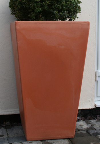 Cambridge Tall Planter - Terracotta